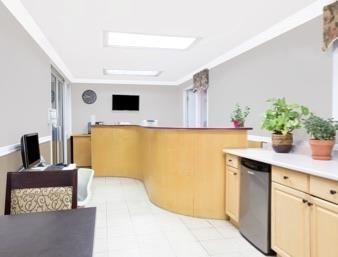 Hotel Super 8 By Wyndham Quesnel Bc Esterno foto